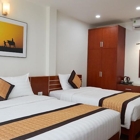 Van Nam Hotel Ha Long Buitenkant foto