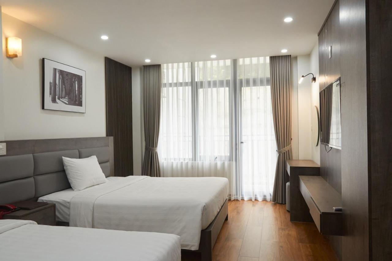 Van Nam Hotel Ha Long Buitenkant foto