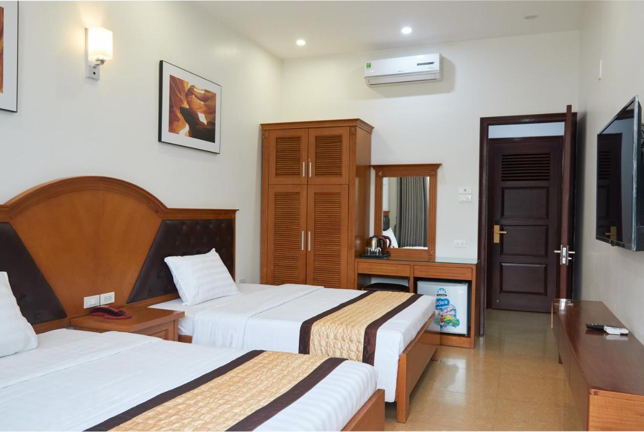 Van Nam Hotel Ha Long Buitenkant foto