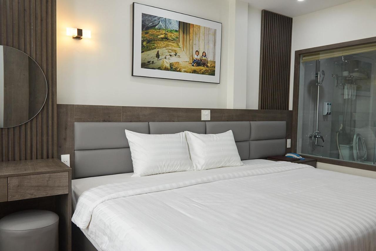 Van Nam Hotel Ha Long Buitenkant foto