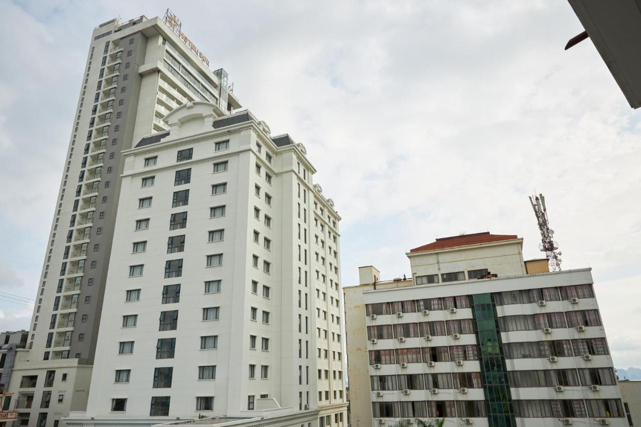Van Nam Hotel Ha Long Buitenkant foto