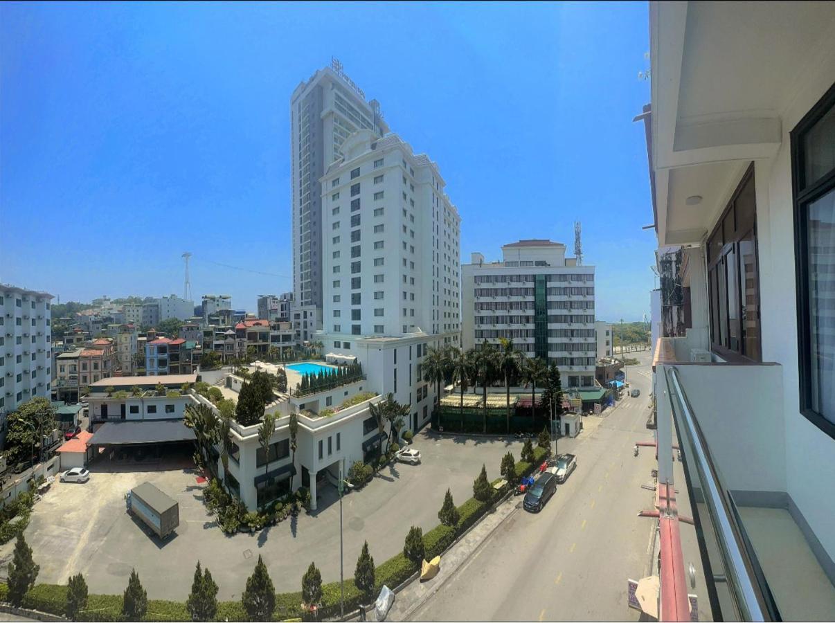 Van Nam Hotel Ha Long Buitenkant foto