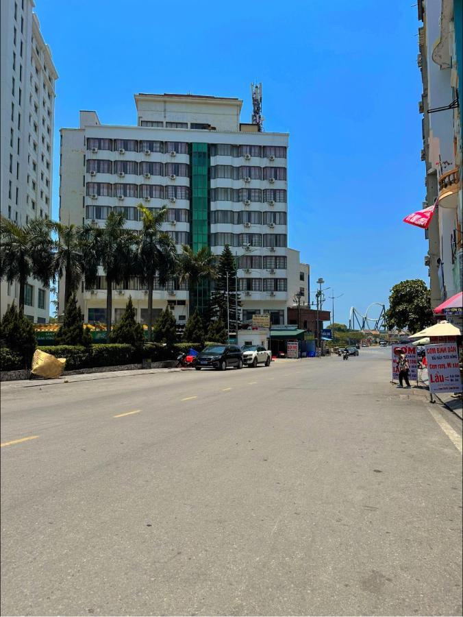 Van Nam Hotel Ha Long Buitenkant foto